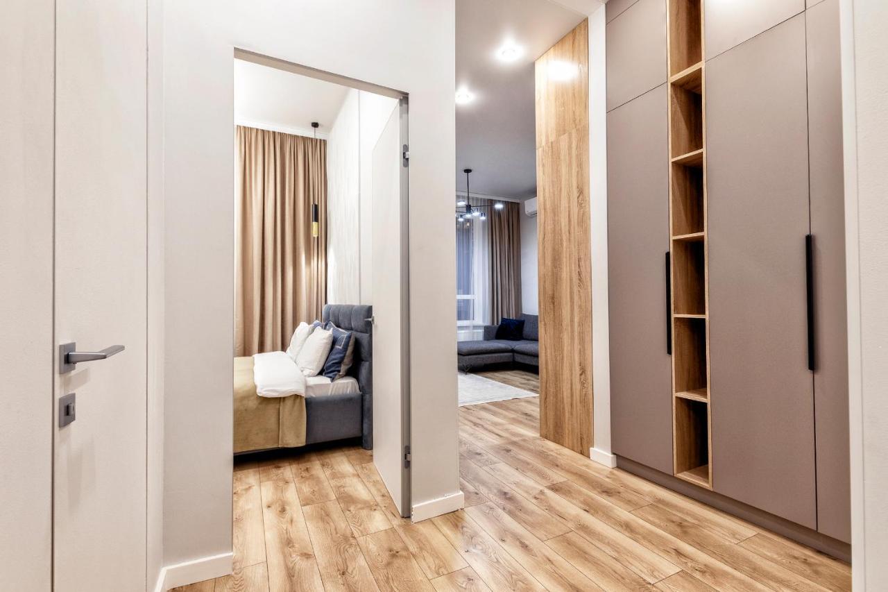 Aura Business Class Apartment Астана Экстерьер фото